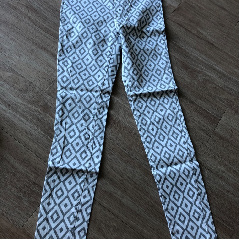 pants - Picture 3 of 5